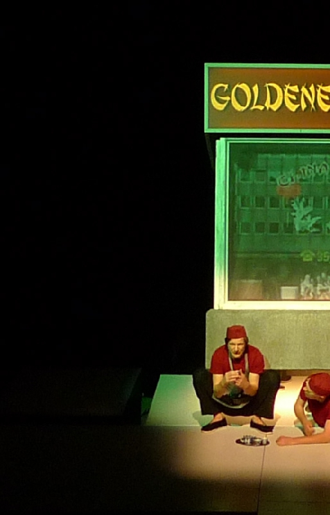 Bild.224 Der goldene Drache  Bühnenbild   Kostüm: Stephan Fernau 